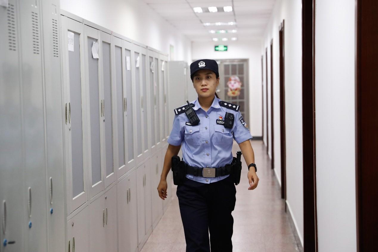 北京女警大悦城擒贼记，偷手机事件揭秘